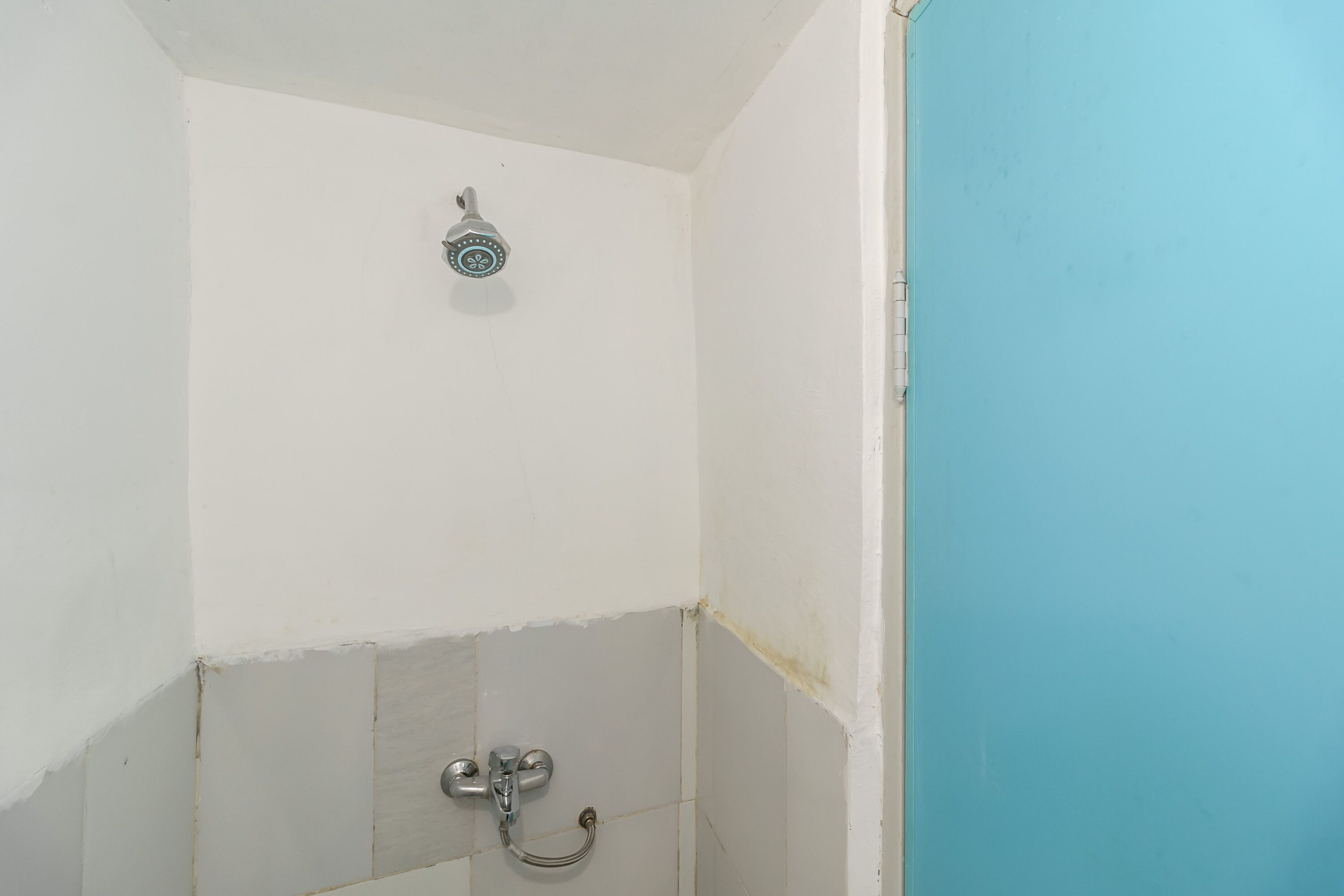 Joy House by RedDoorz