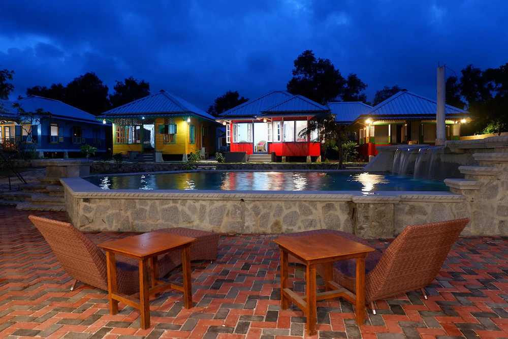 Rock And Wreck Resort