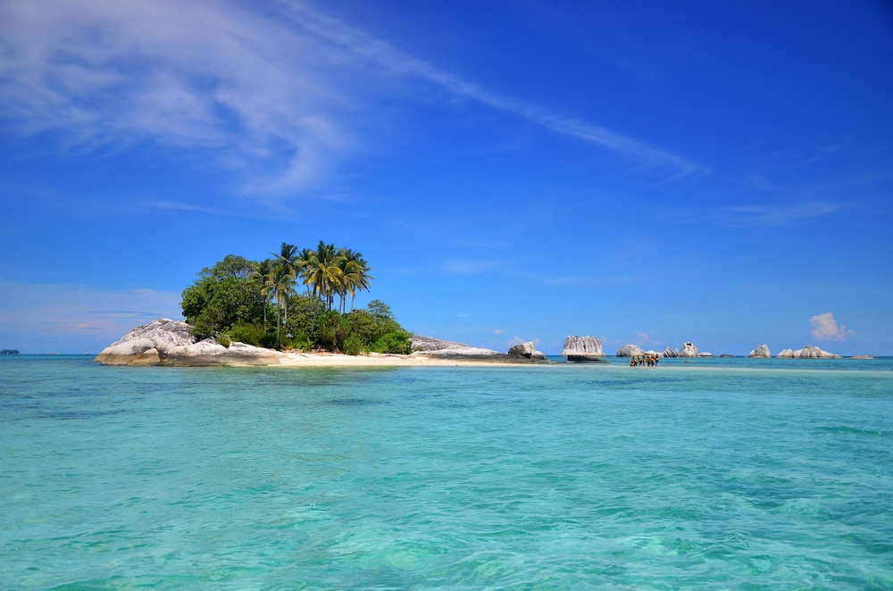 Rock And Wreck Resort