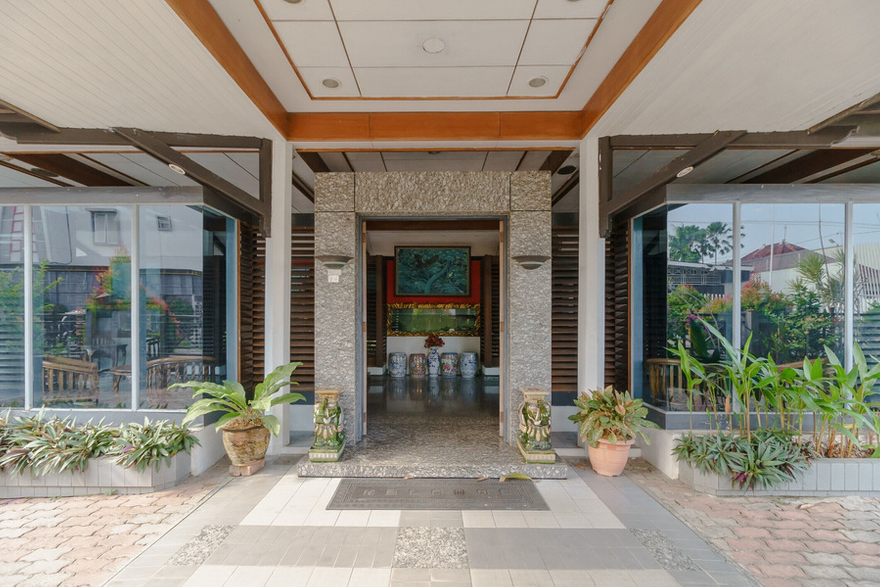 Wisma Jaya by RedDoorz