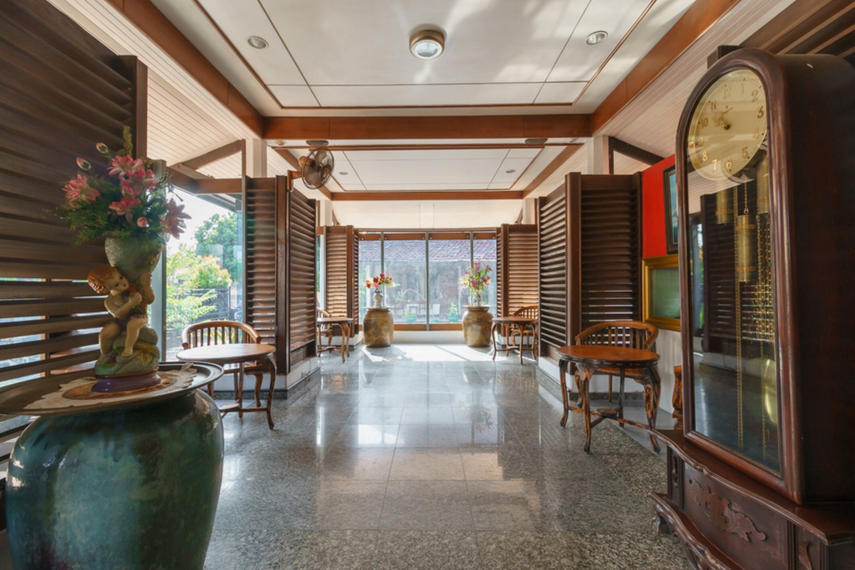 Wisma Jaya by RedDoorz