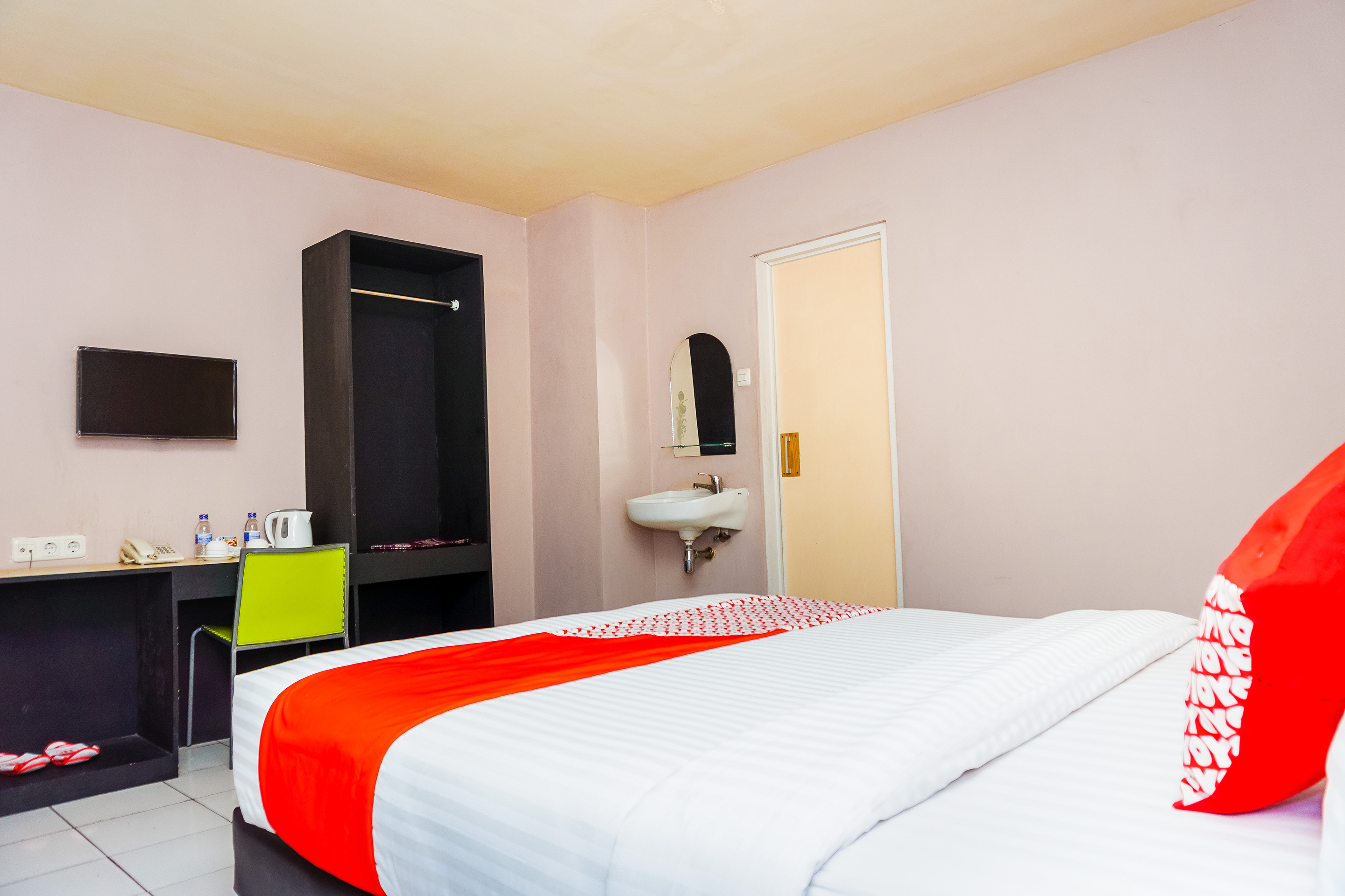 Pagaruyung Hotel Batusangkar By OYO Rooms