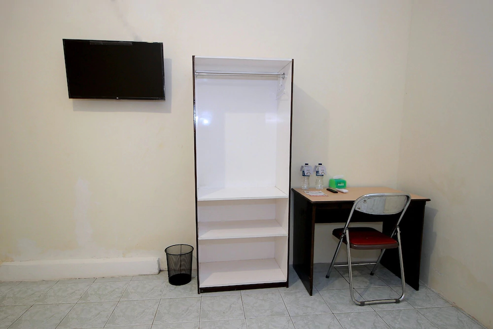 Anie 71 Residence by OYO Rooms