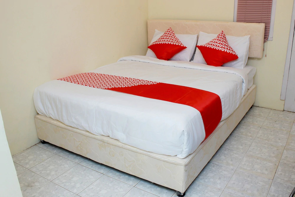 Anie 71 Residence by OYO Rooms