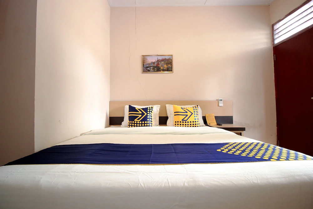 Anissa Guest House by OYO Rooms