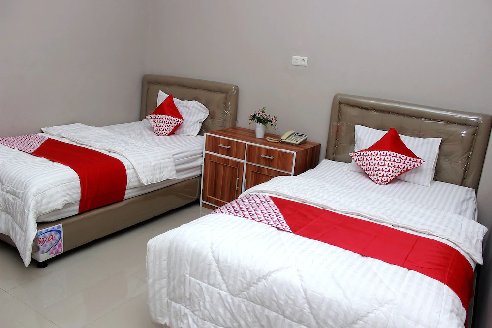 Grand Mentari Guest House by OYO Rooms