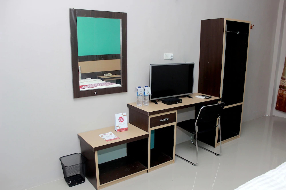 Grand Mentari Guest House by OYO Rooms