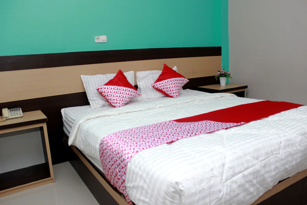 Grand Mentari Guest House by OYO Rooms