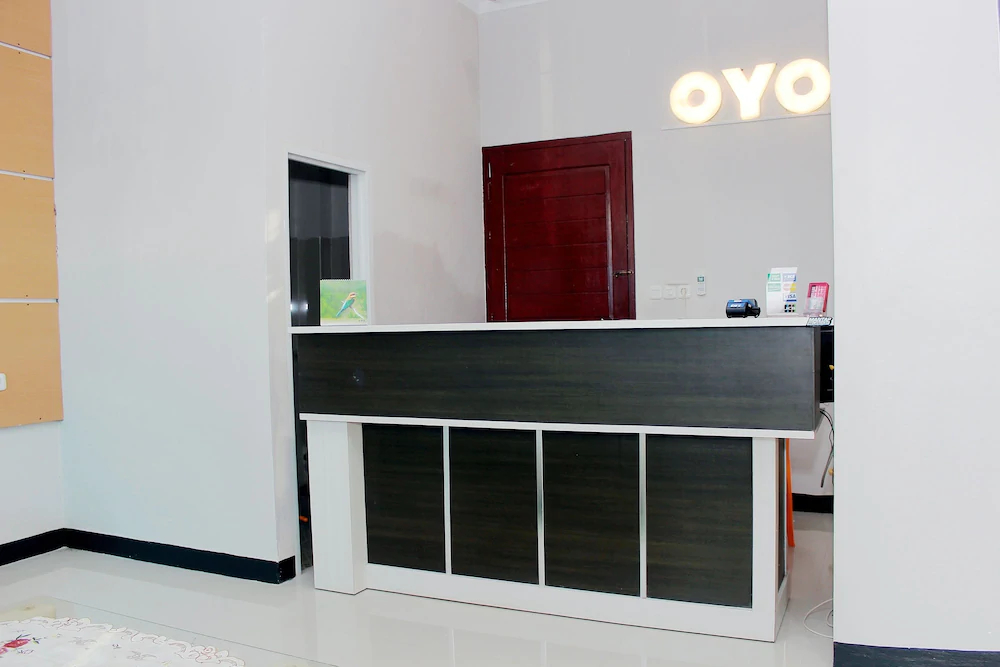 Grand Mentari Guest House by OYO Rooms