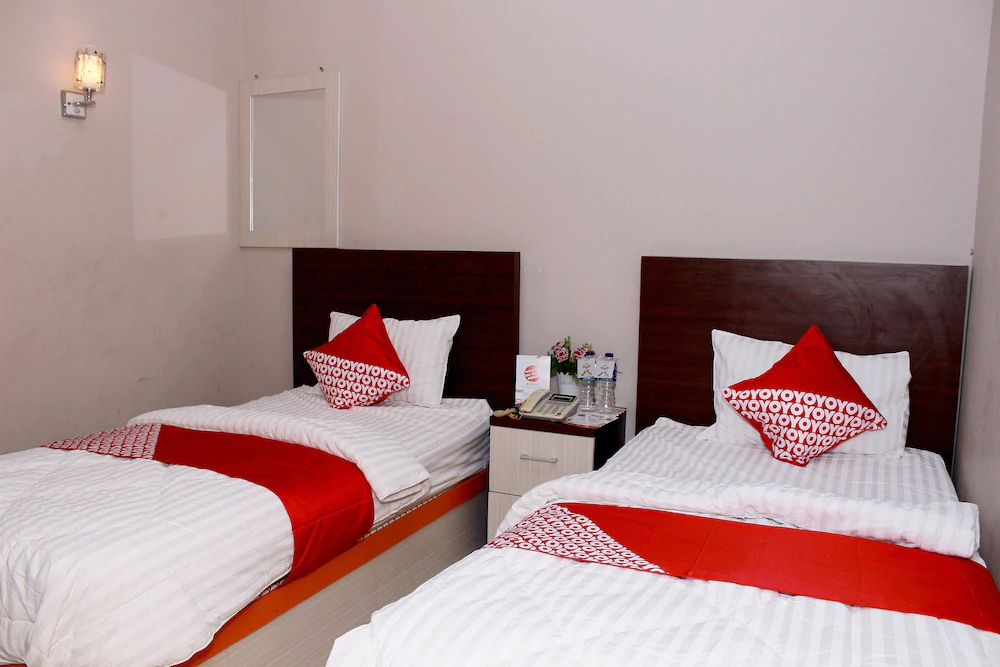 Grand Mentari Guest House by OYO Rooms