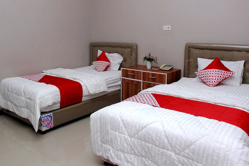 Grand Mentari Guest House by OYO Rooms