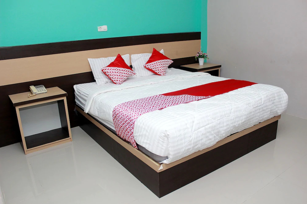 Grand Mentari Guest House by OYO Rooms