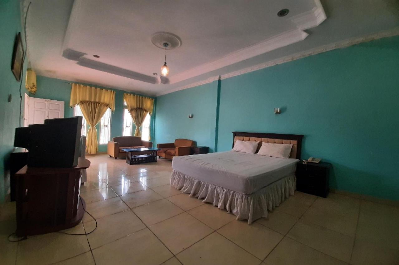 Hotel Dianti by OYO Rooms