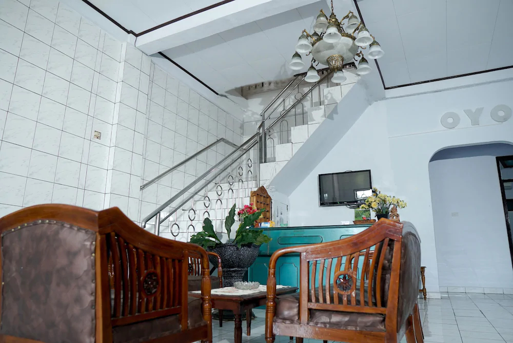 Hotel Niaga By OYO Rooms