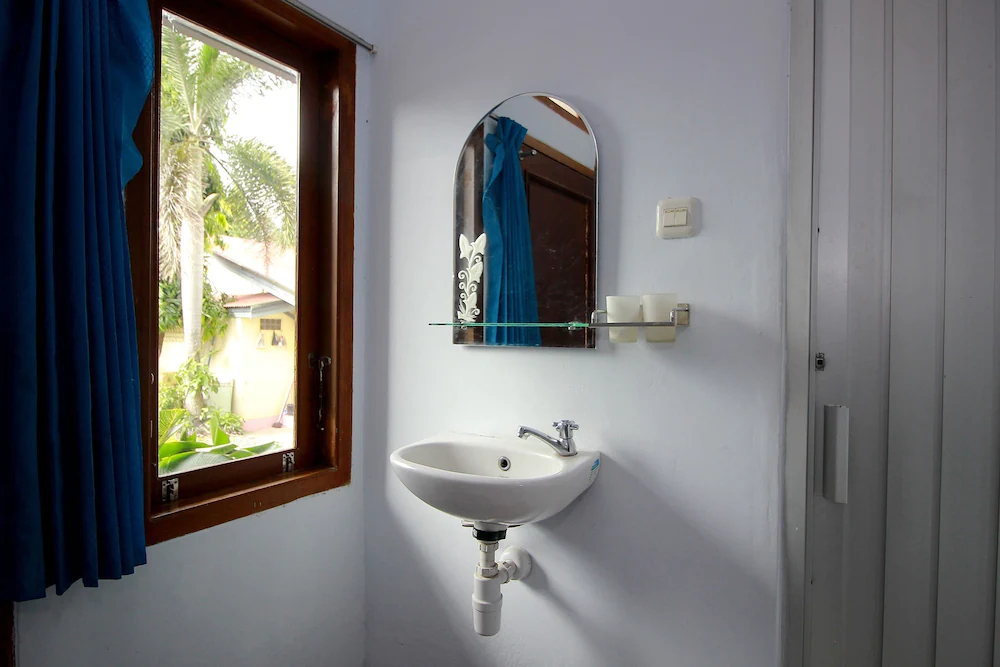 Hotel Rindu by OYO Rooms