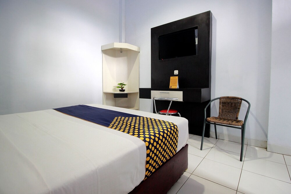 Hotel Rindu by OYO Rooms