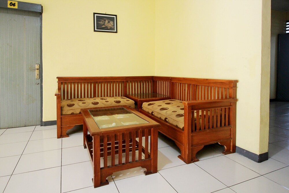 Hotel Rindu by OYO Rooms