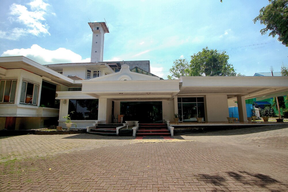 Hotel Rio by OYO Rooms