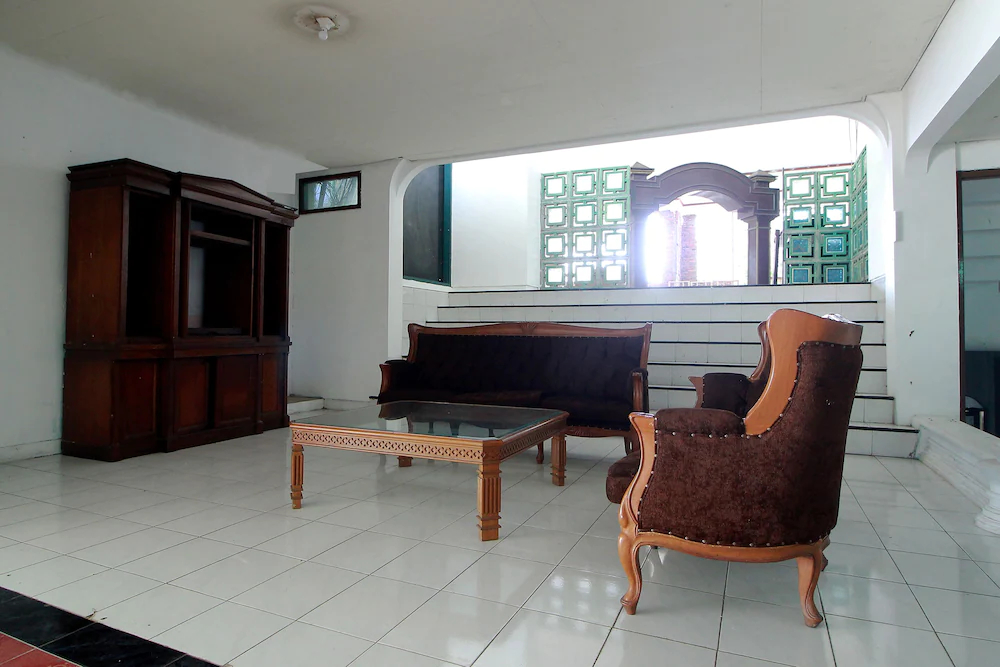 Hotel Rio by OYO Rooms