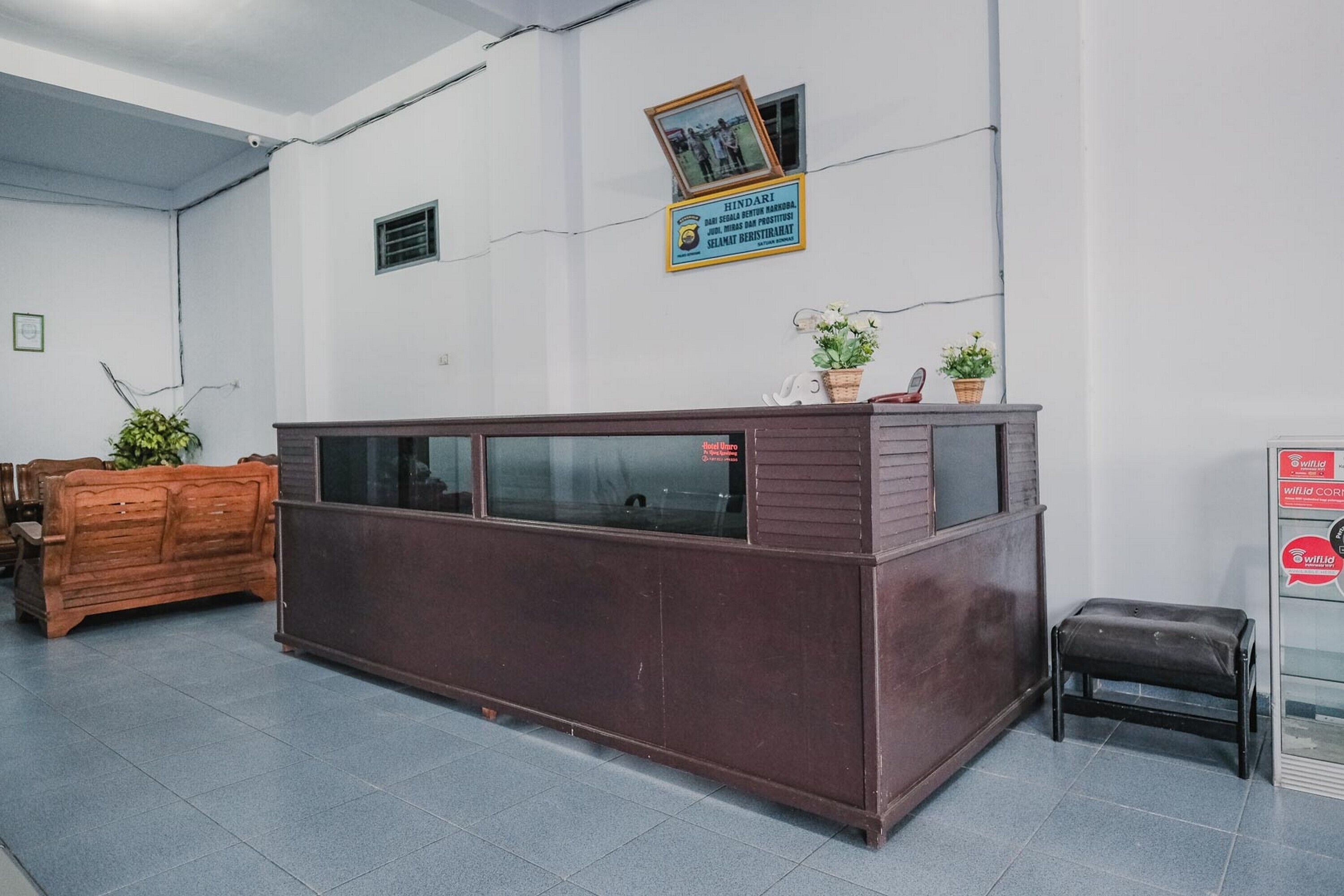 Hotel Umro by RedDoorz