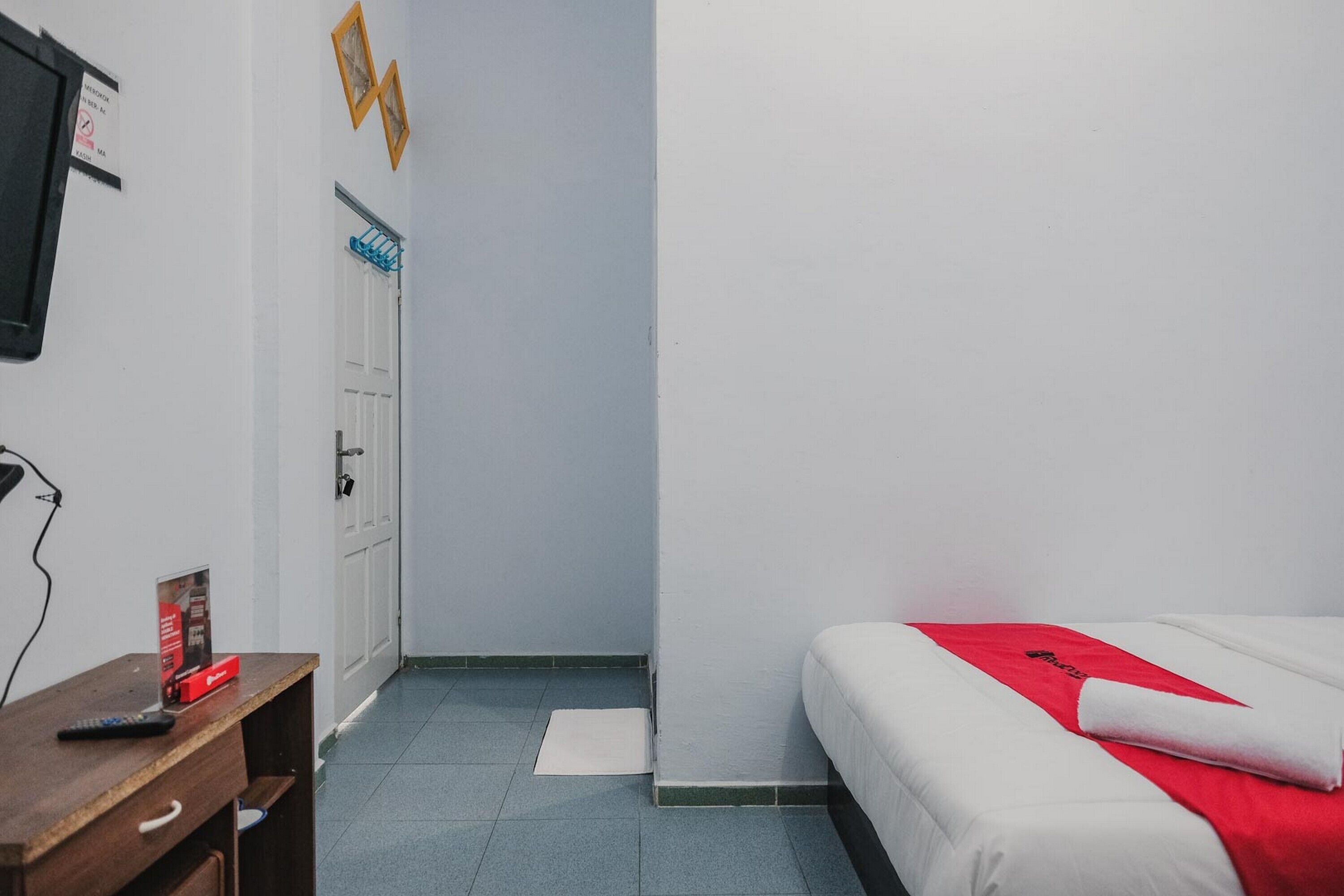 Hotel Umro by RedDoorz