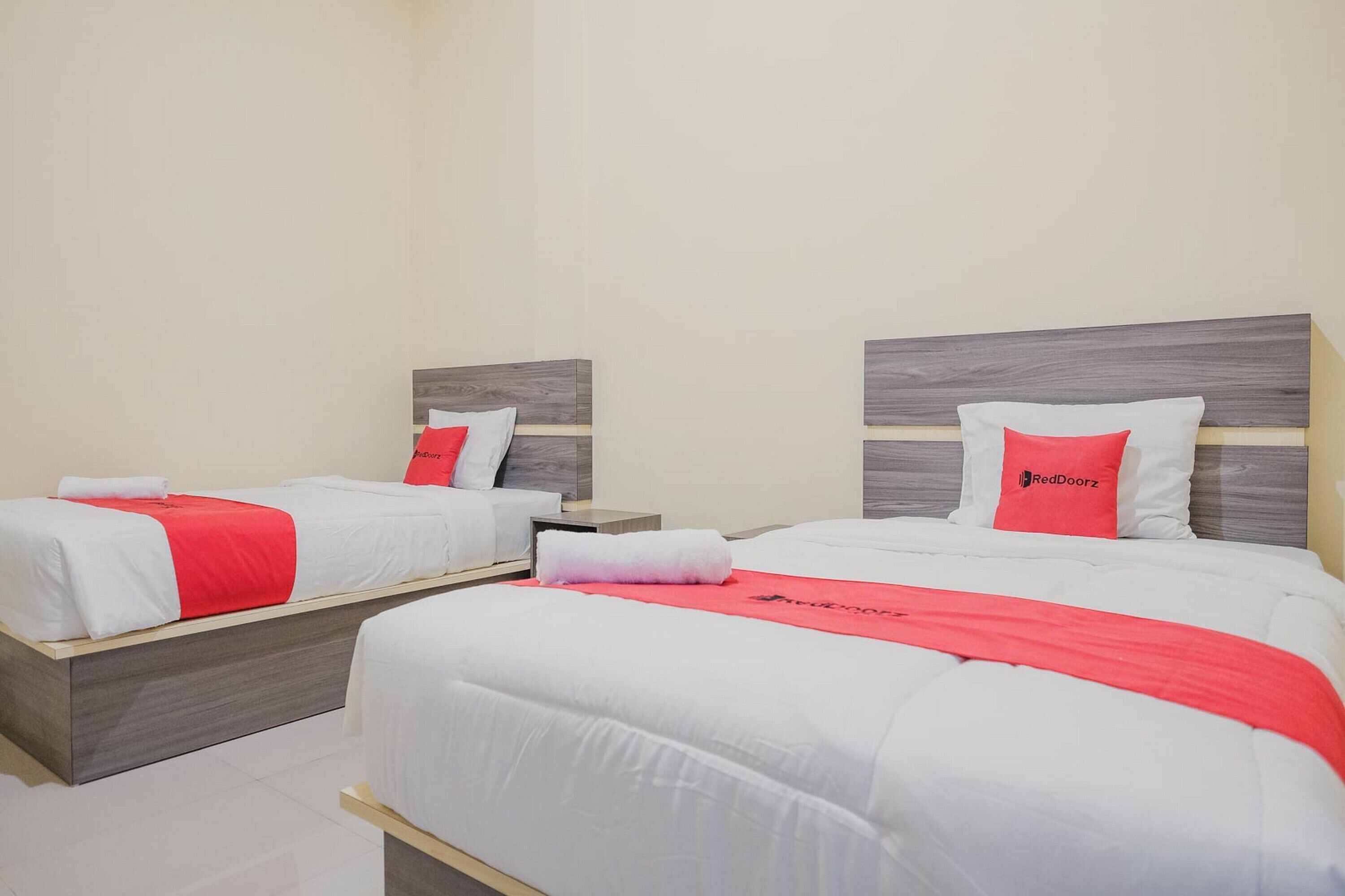 Hotel Umro by RedDoorz