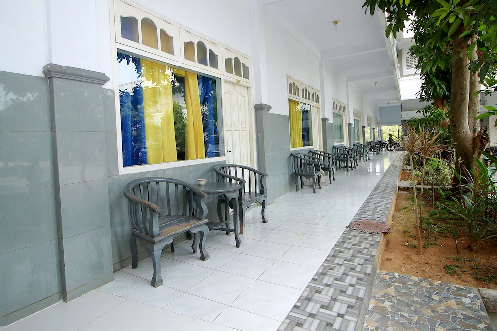 OYO 1669 Hotel Vista Syariah