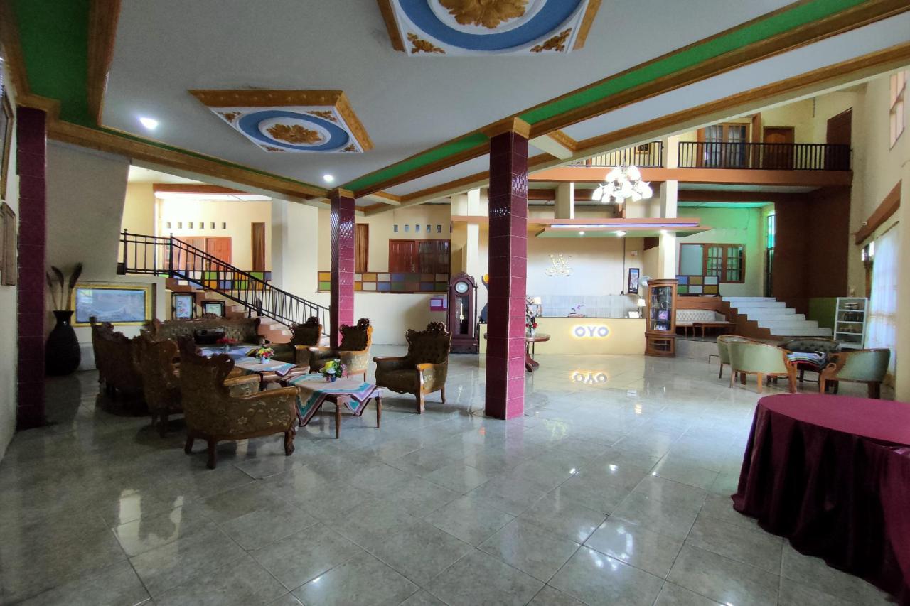 Hotel Wedika by OYO Rooms