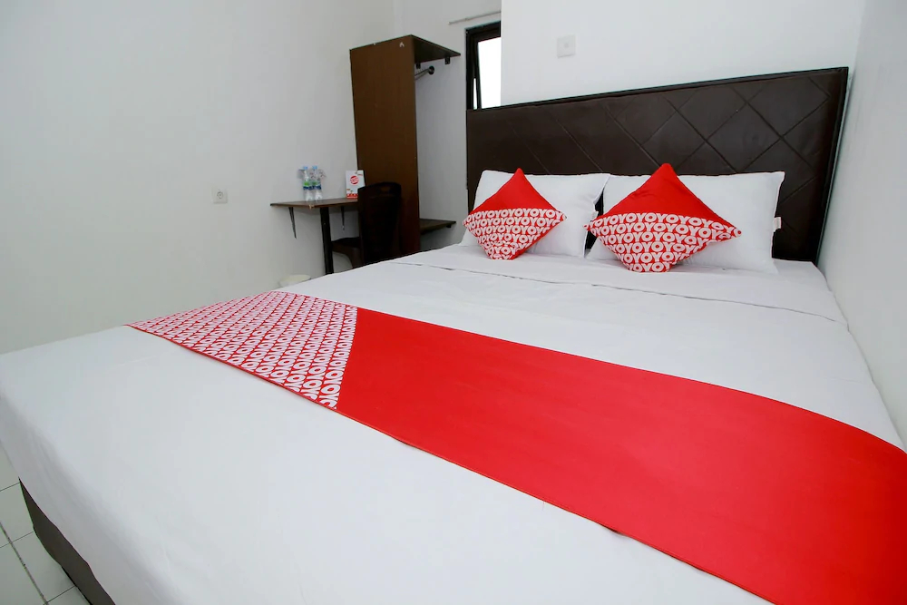 Jati Exclusive Homestay by OYO Rooms