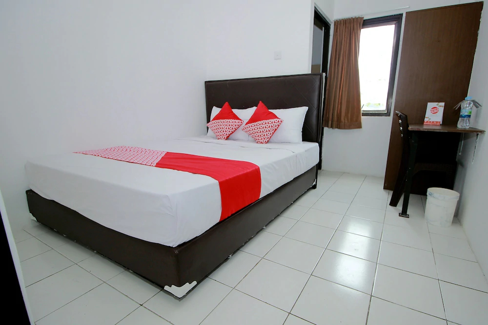 Jati Exclusive Homestay by OYO Rooms
