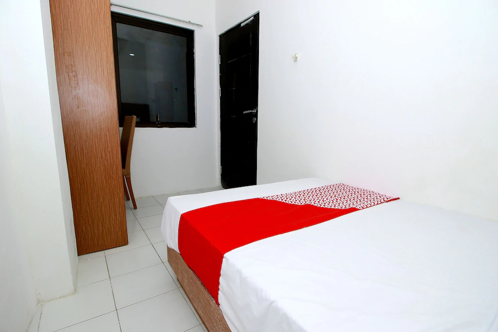 Jati Exclusive Homestay by OYO Rooms