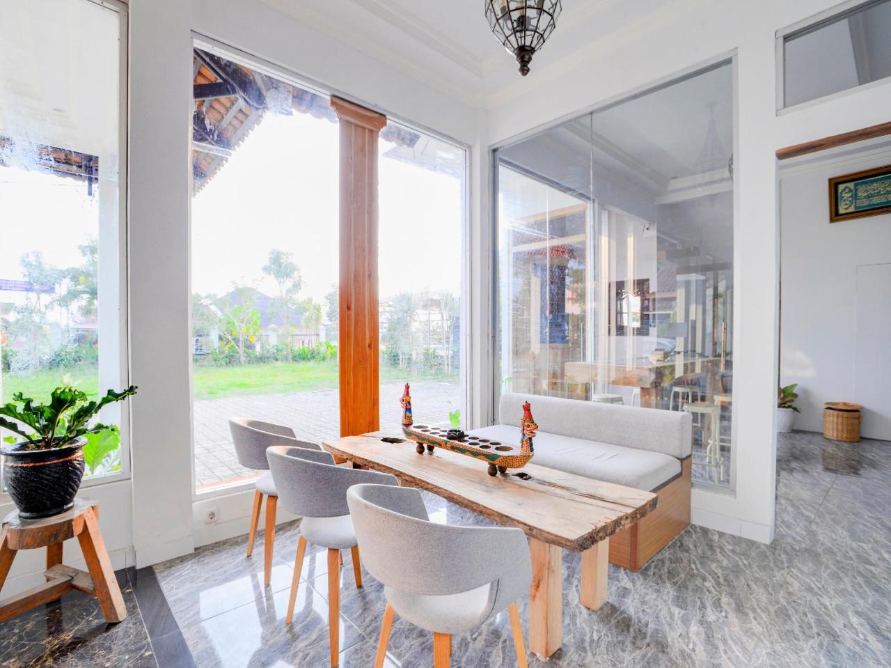 Kiapma Syariah Hotel by OYO Rooms