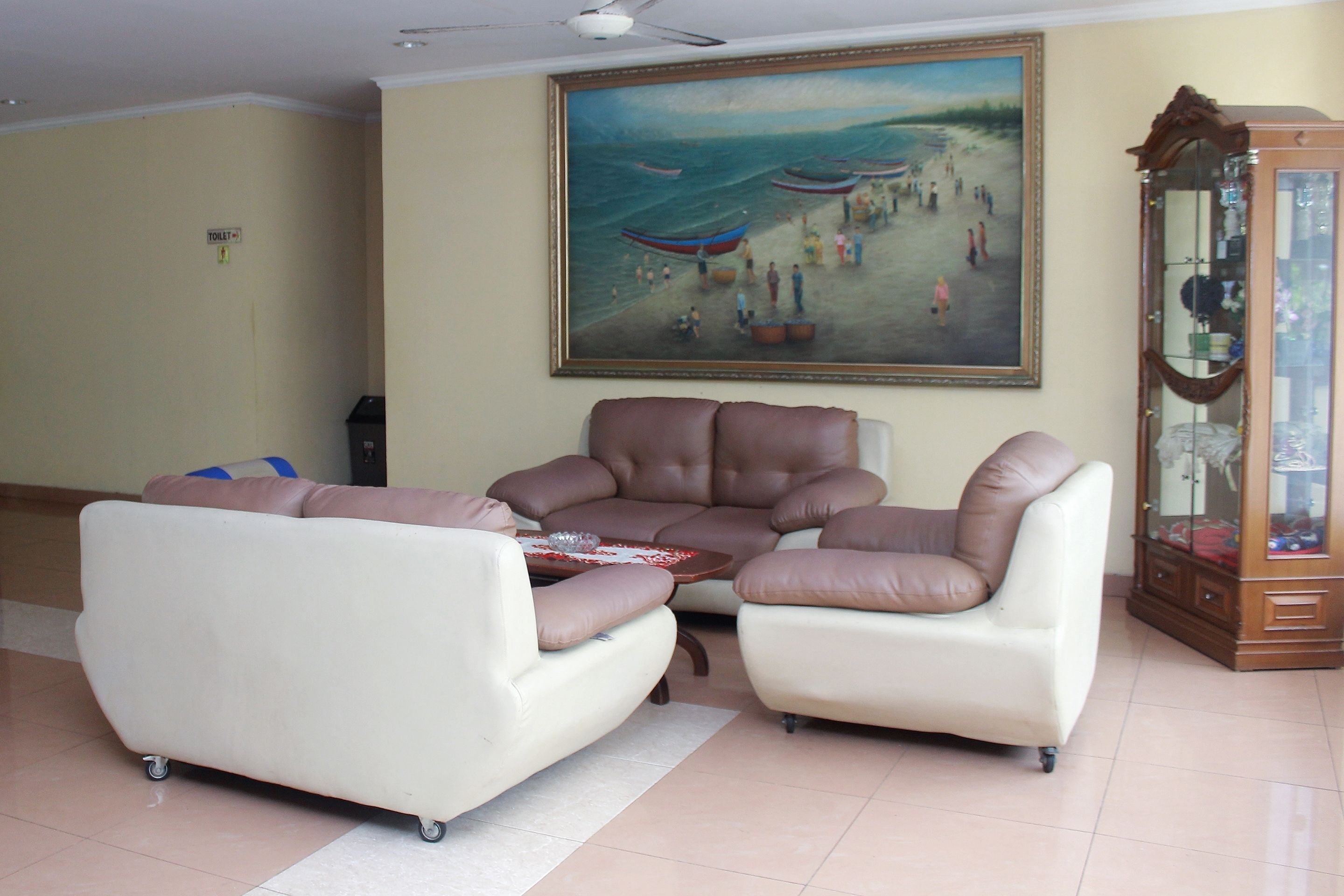 OYO 859 Raffles City Hotel