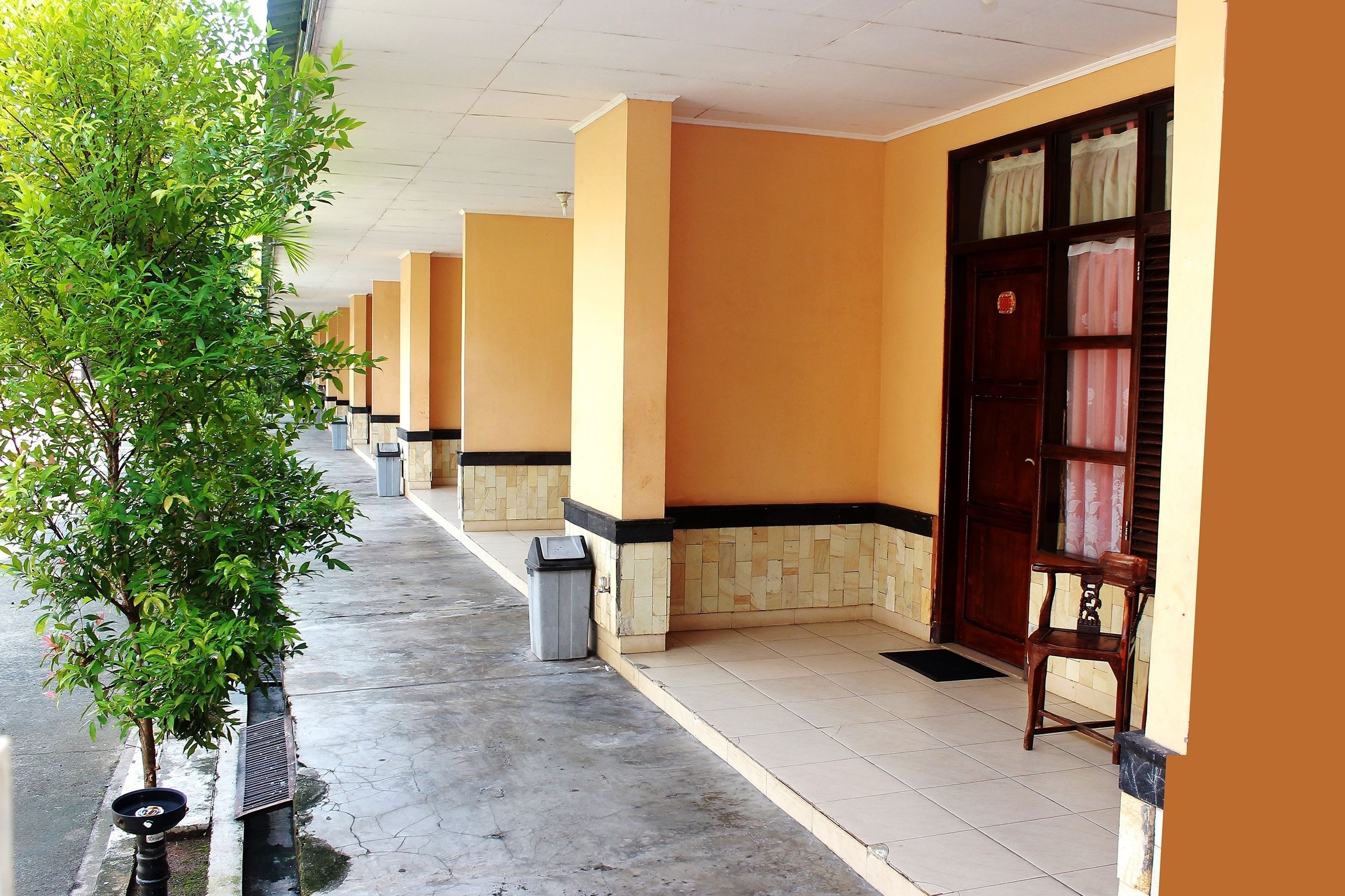 OYO 859 Raffles City Hotel