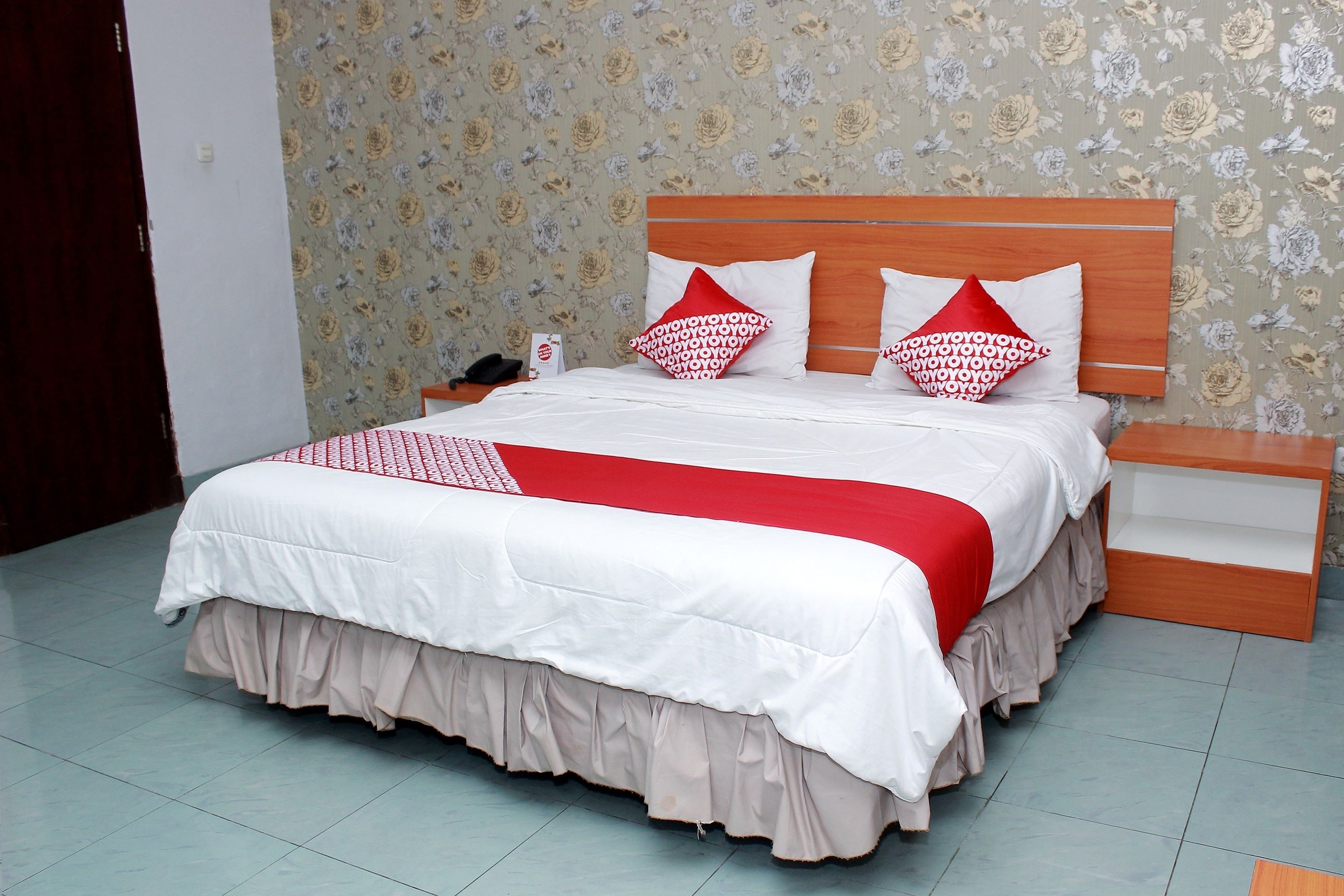 OYO 859 Raffles City Hotel