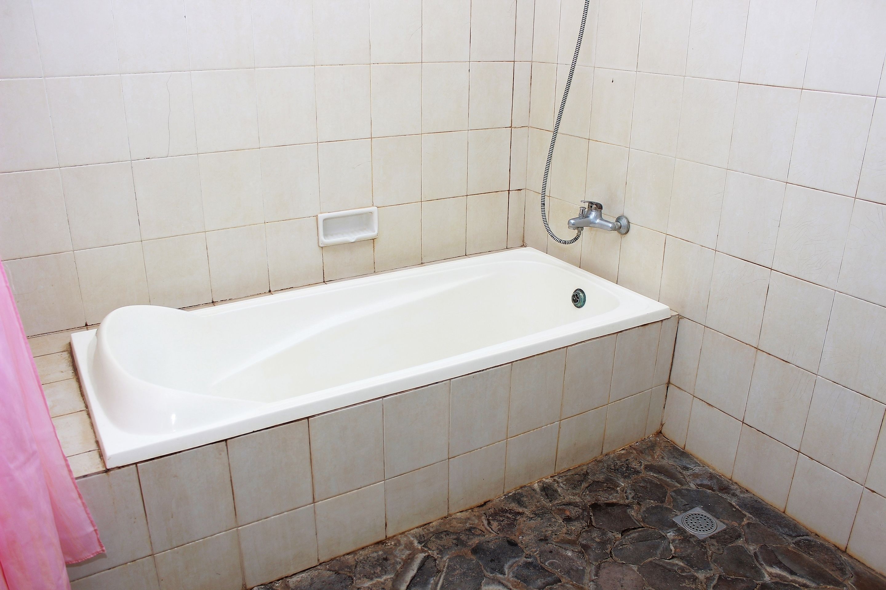 OYO 859 Raffles City Hotel