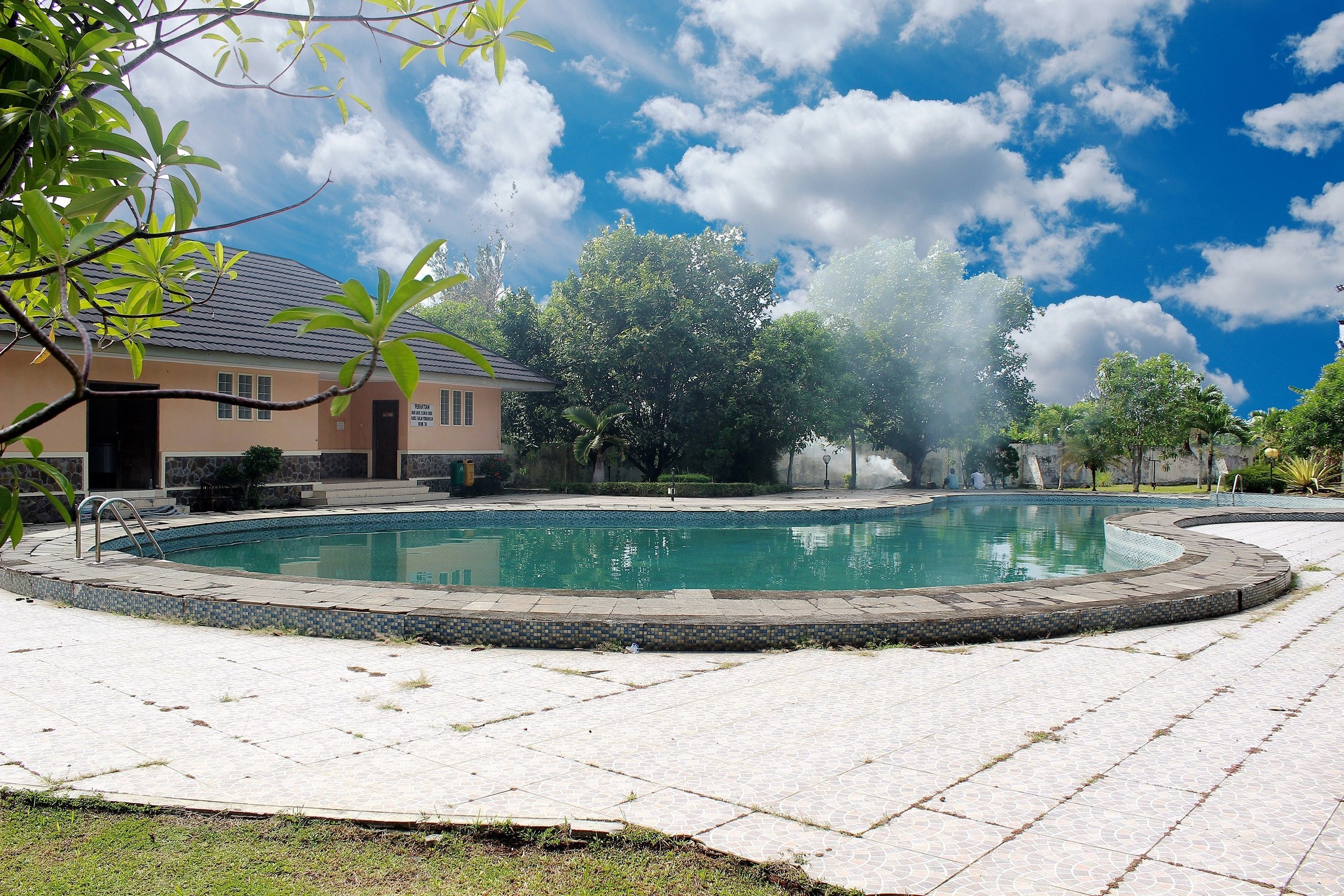 OYO 859 Raffles City Hotel