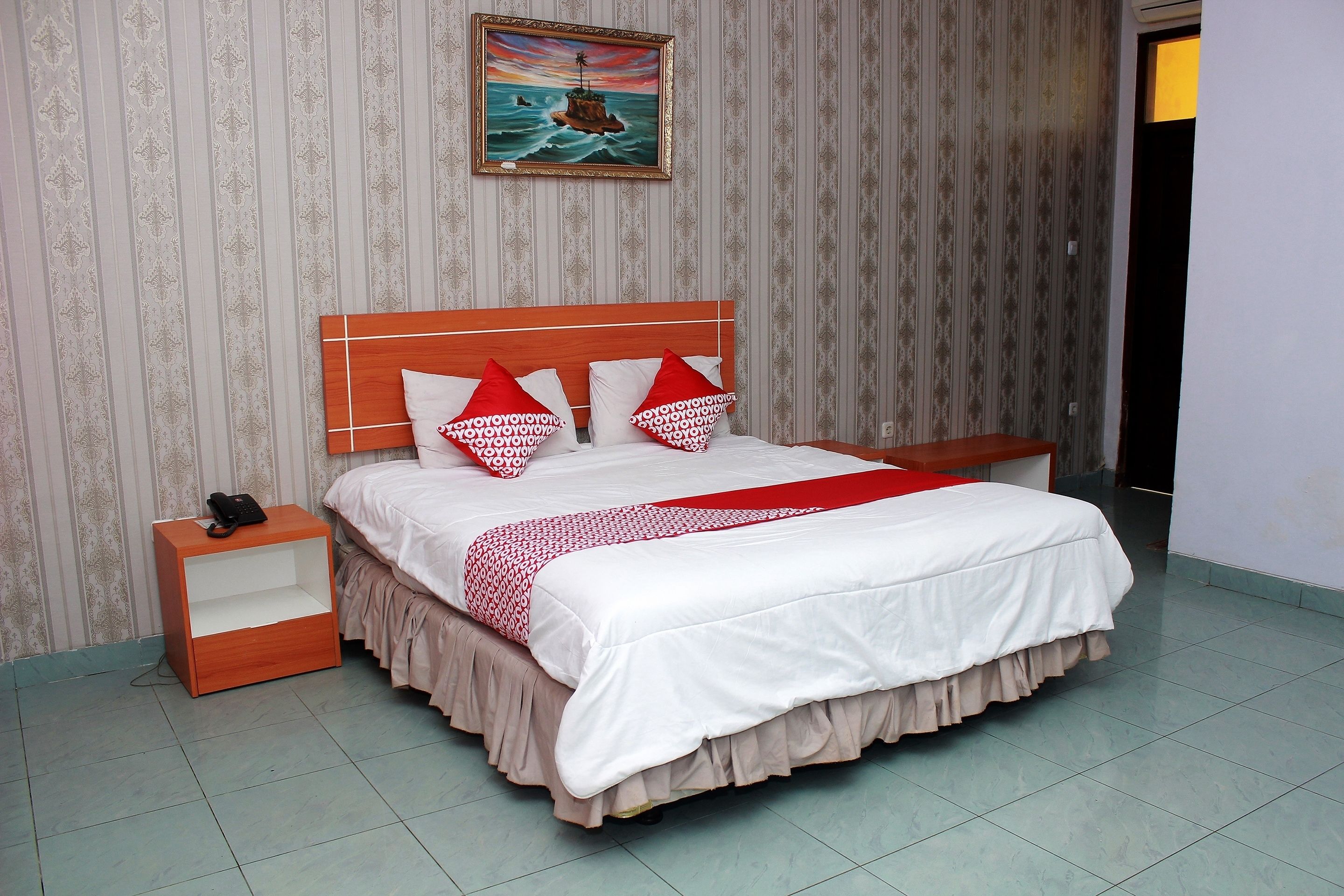 OYO 859 Raffles City Hotel