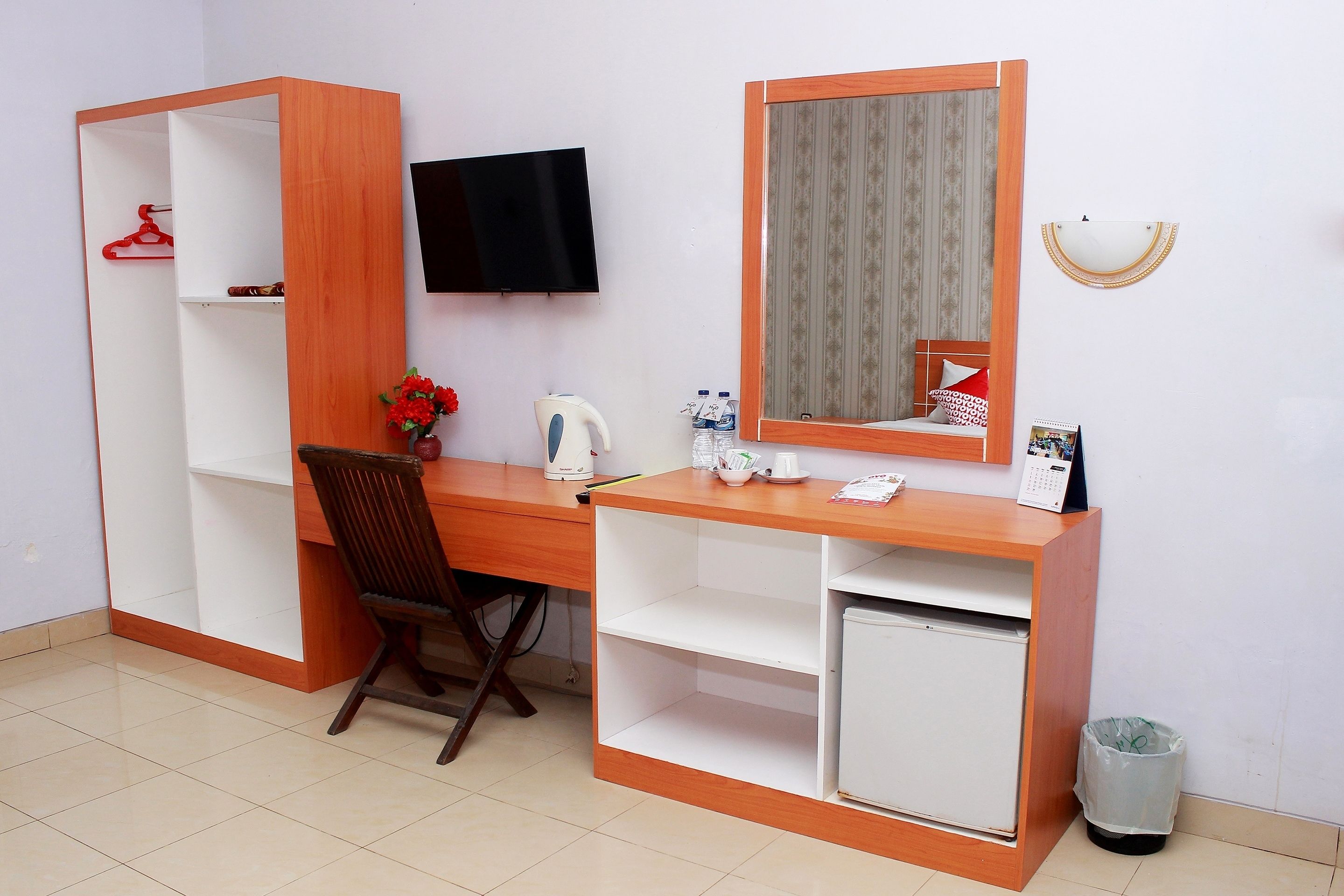 OYO 859 Raffles City Hotel