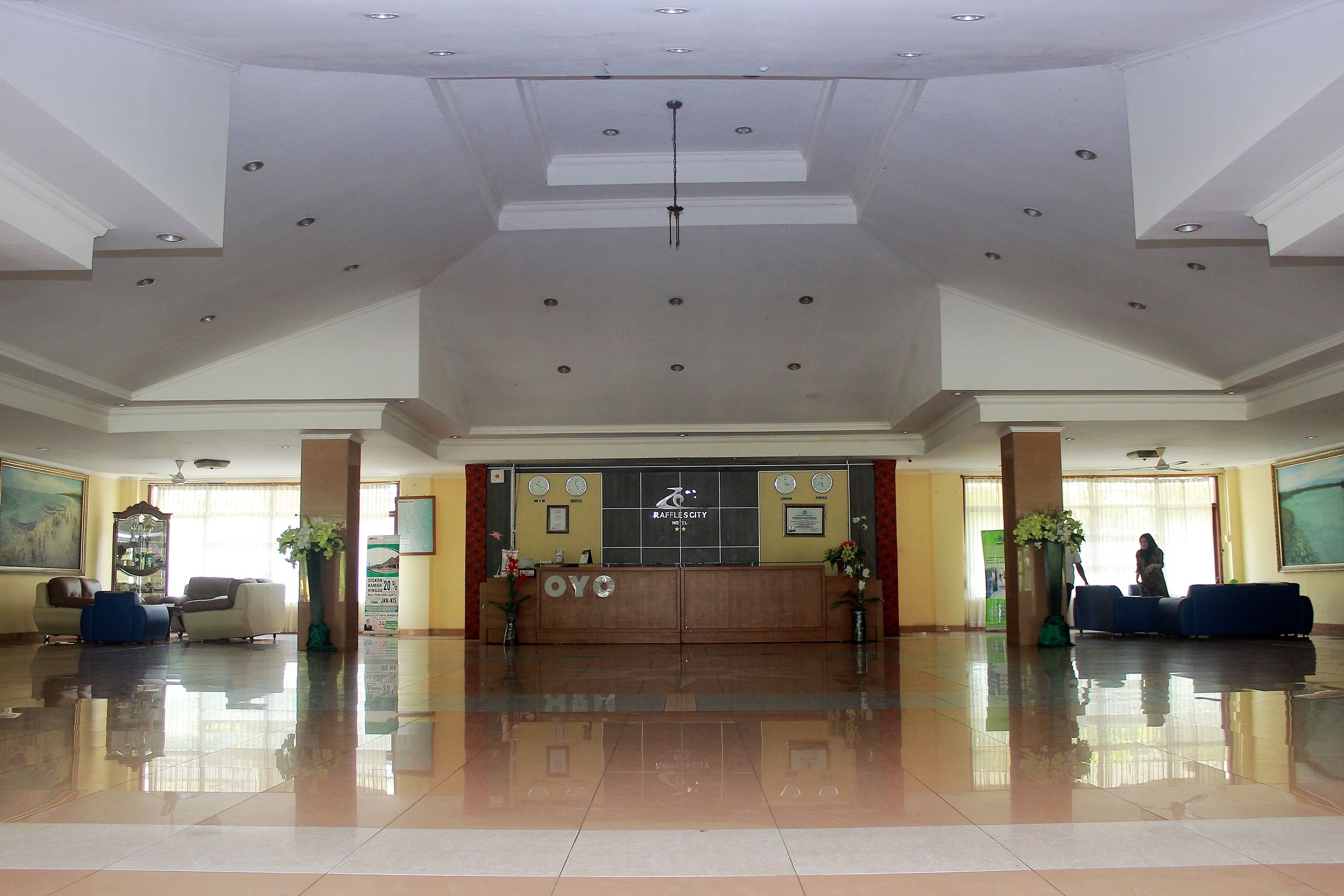 OYO 859 Raffles City Hotel