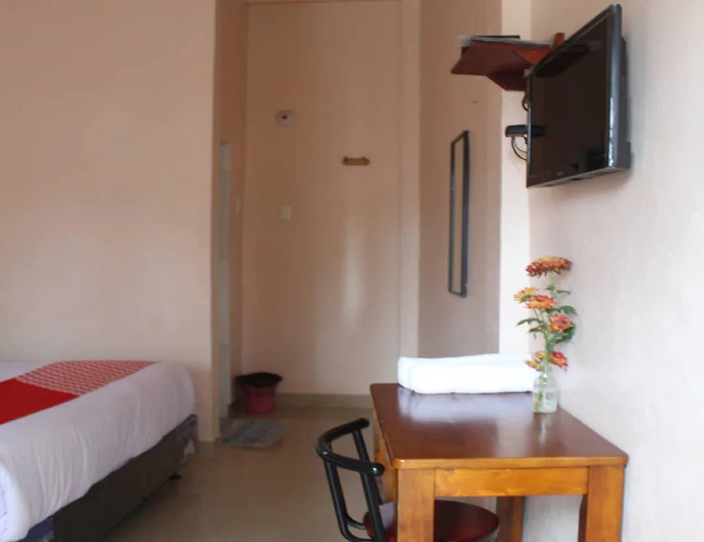 Berastagi Backpacker Rooms by OYO Rooms