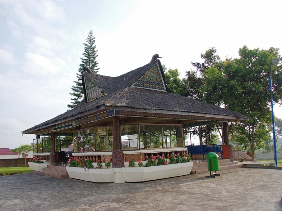 Grand Mutiara