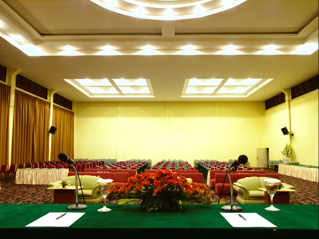 Grand Mutiara