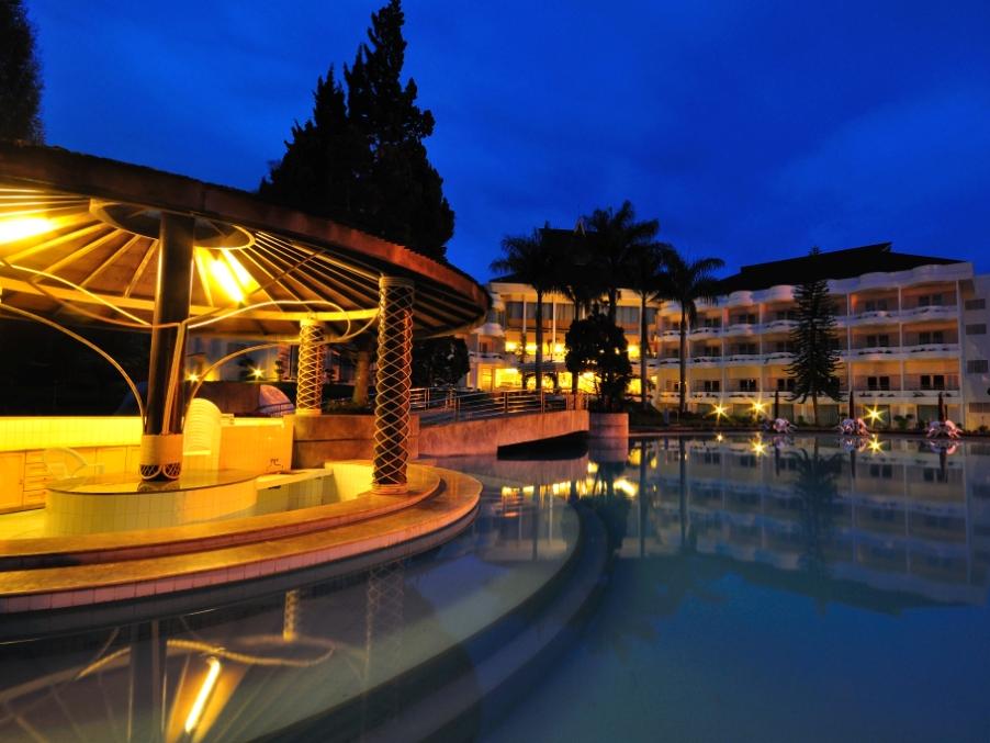 Grand Mutiara