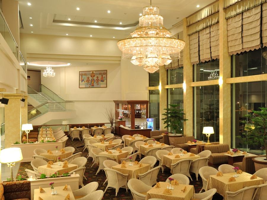 Grand Mutiara