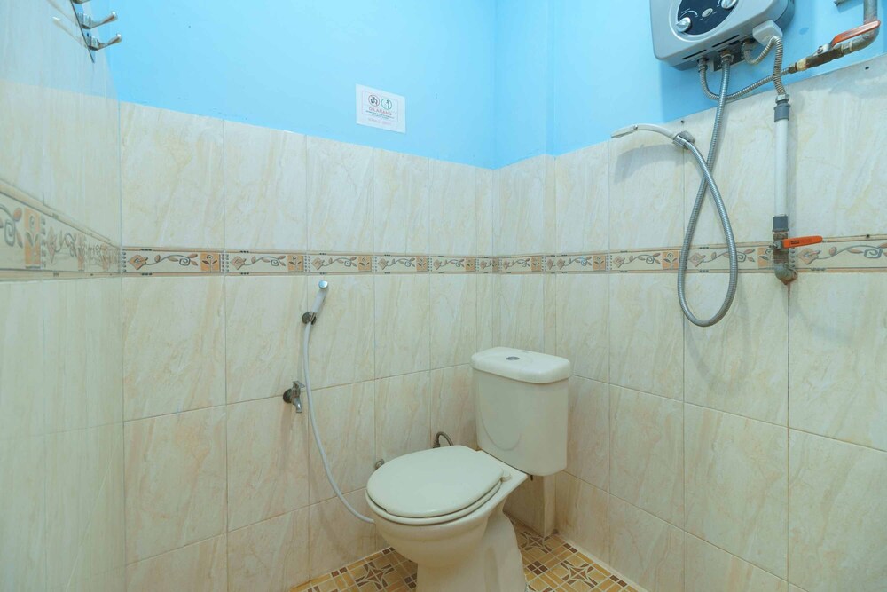 Hotel Enasti Berastagi by RedDoorz