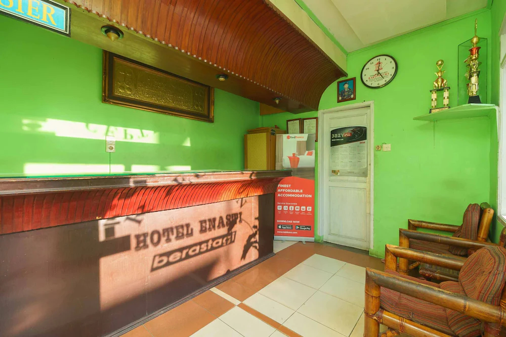 Hotel Enasti Berastagi by RedDoorz