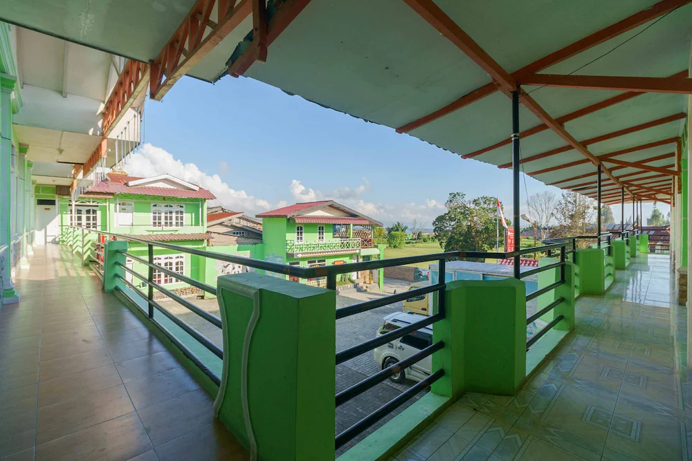 Hotel Enasti Berastagi by RedDoorz