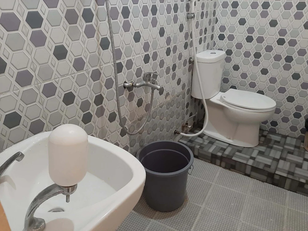 Hotel Juma Eluk by OYO Rooms