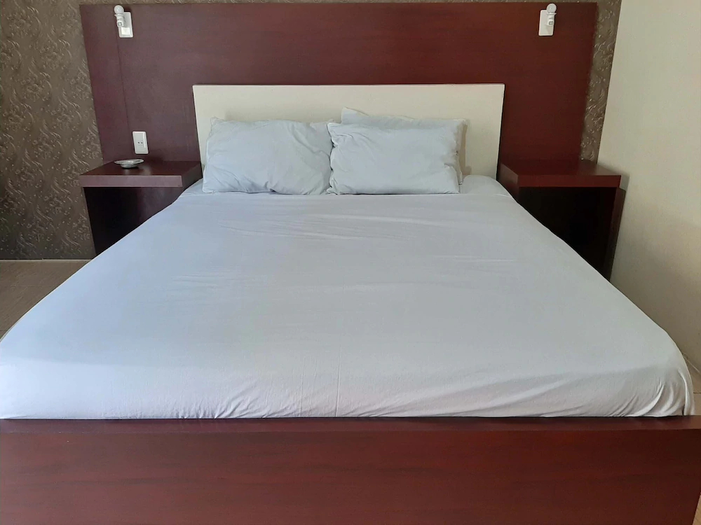 Hotel Juma Eluk by OYO Rooms